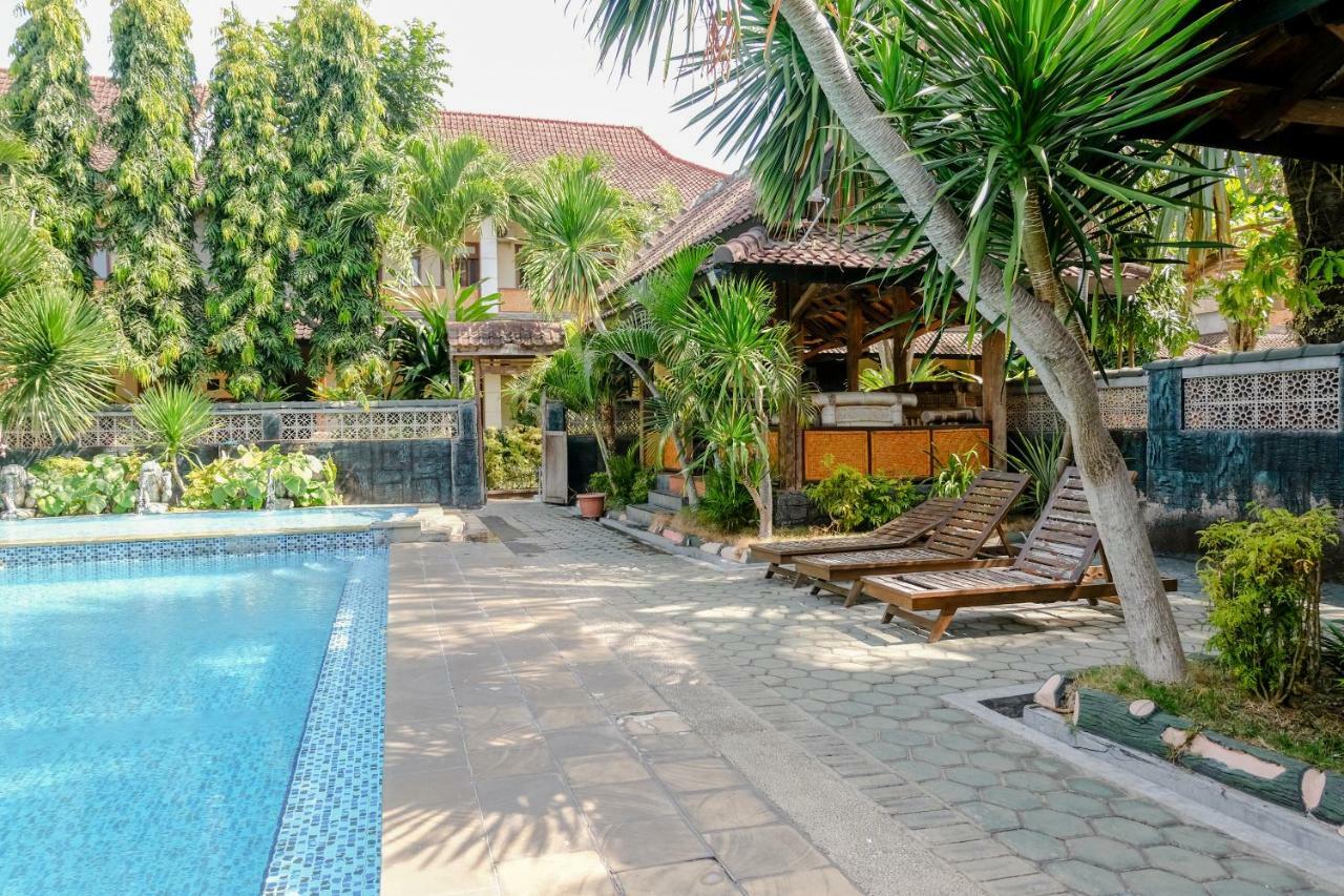 Hotel Mahkota Plengkung By Ecommerceloka Banyuwangi  Exterior photo